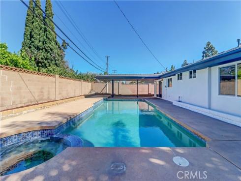 6801  chapman ave  , Garden Grove, CA