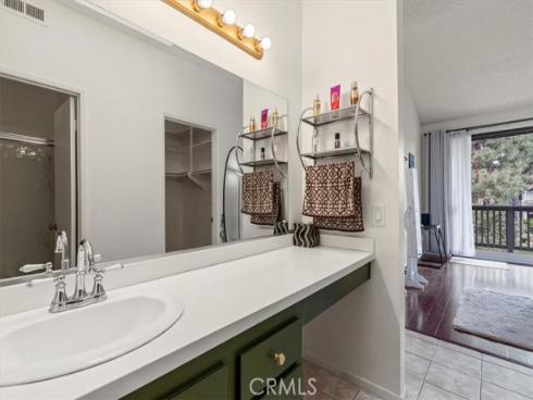 10541  Lakeside  P , Garden Grove, CA