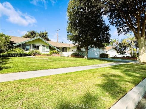 10691  Perrin   Drive, Garden Grove, CA