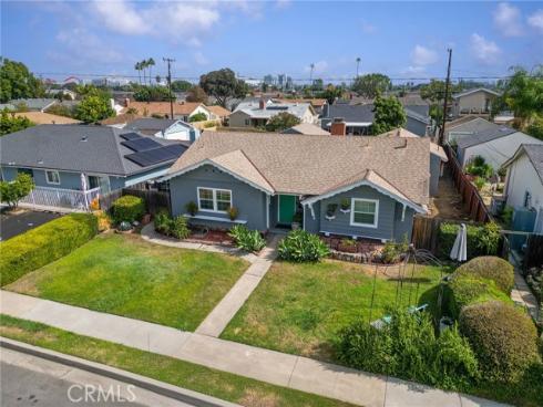 11552  9th  , Garden Grove, CA