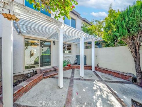 8833 Brookdale Drive , Garden Grove, CA