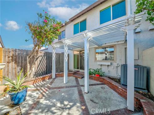 8833 Brookdale Drive , Garden Grove, CA