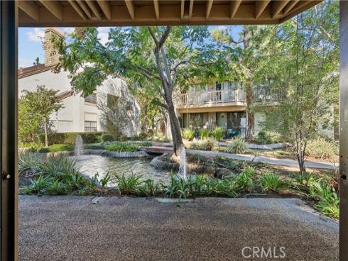 10521  Lakeside  I  Drive, Garden Grove, CA