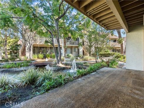 10521  Lakeside  I  Drive, Garden Grove, CA