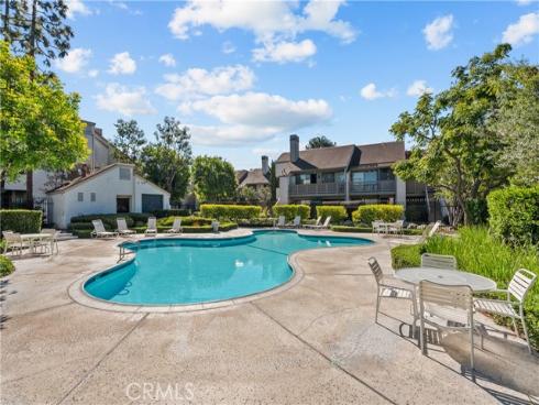 10521  Lakeside  I  Drive, Garden Grove, CA