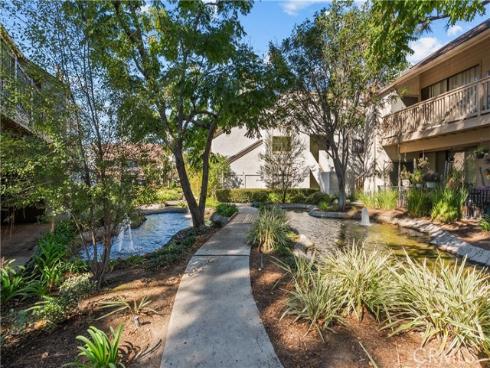 10521  Lakeside  I  Drive, Garden Grove, CA