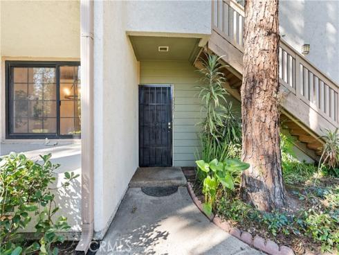 10521  Lakeside  I  Drive, Garden Grove, CA