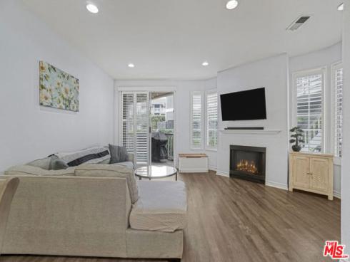 10401  Garden Grove  44  Boulevard, Garden Grove, CA