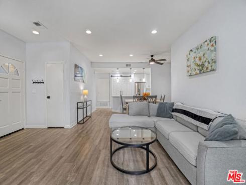 10401  Garden Grove  44  Boulevard, Garden Grove, CA