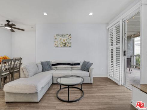 10401  Garden Grove  44  Boulevard, Garden Grove, CA