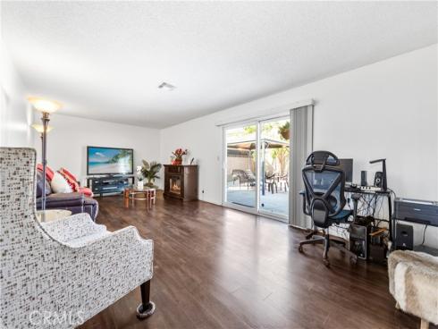 6601  Chapman   Avenue, Garden Grove, CA