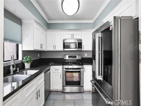 12600  Euclid  4  Street, Garden Grove, CA