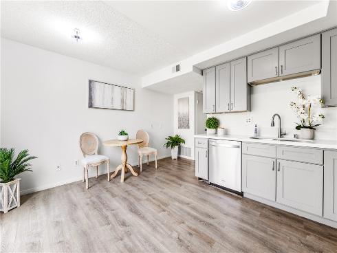 13839 Magnolia Street, Garden Grove, CA