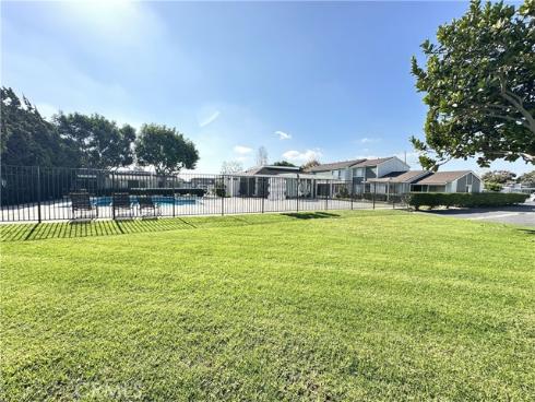 8569  Edgebrook  , Garden Grove, CA