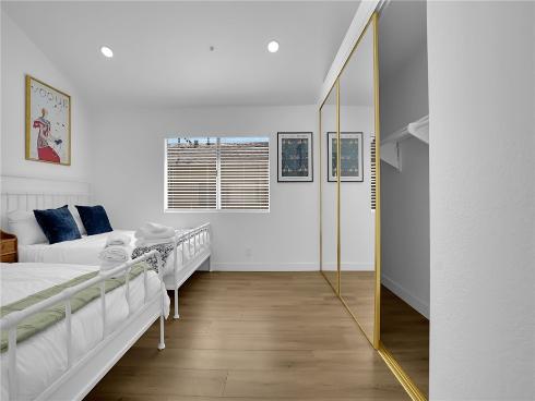 9906  13th  , Garden Grove, CA