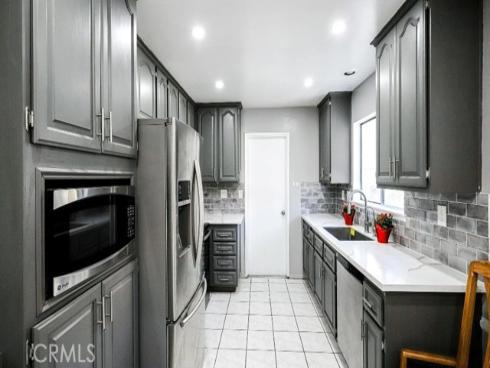 10136  Montecito Plz  , Garden Grove, CA