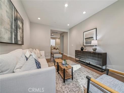 12925  Dahlia  , Garden Grove, CA