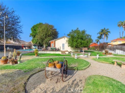 11252 Chapman Ave , Garden Grove, CA