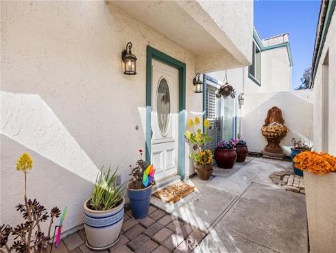 6889 Danvers Drive , Garden Grove, CA