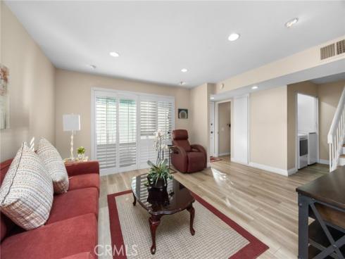 6889 Danvers Drive , Garden Grove, CA