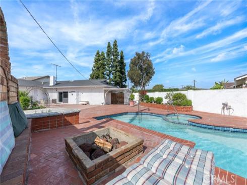 9652  Dewey  , Garden Grove, CA