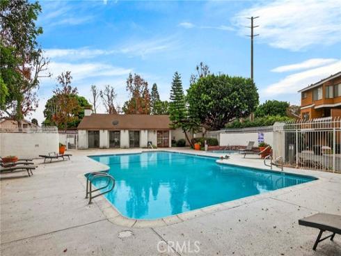 8615  Meadow Brook  101 , Garden Grove, CA