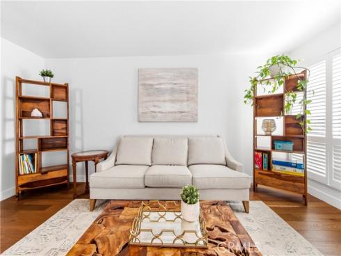 12586  George Reyburn  , Garden Grove, CA