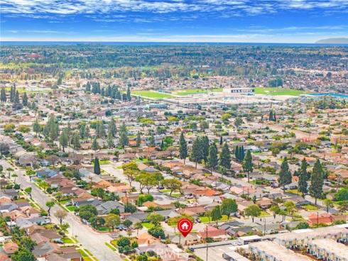 10691  Henderson   Avenue, Garden Grove, CA