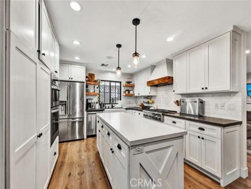 10691  Henderson   Avenue, Garden Grove, CA