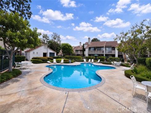 10520  Lakeside  L  Drive, Garden Grove, CA