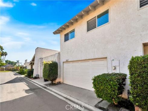 10065  Hidden Village  , Garden Grove, CA