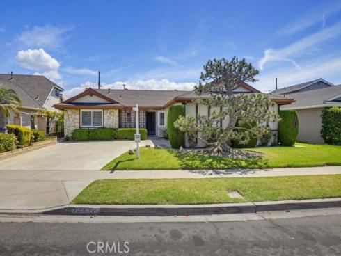 12632 Sylvan