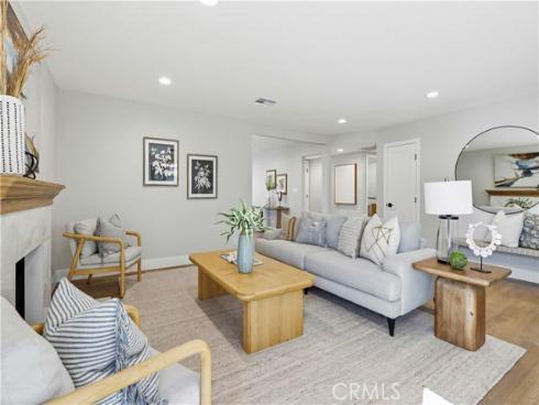 11852  Topaz  , Garden Grove, CA