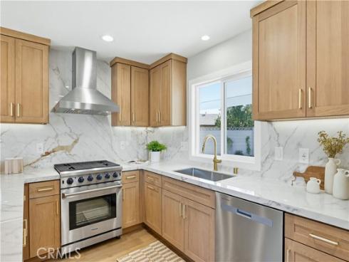 11852  Topaz  , Garden Grove, CA