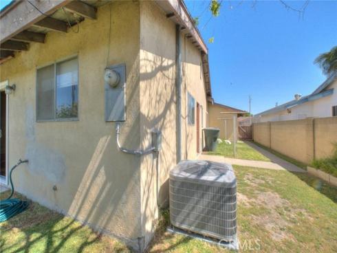 5362 Acacia Ave , Garden Grove, CA