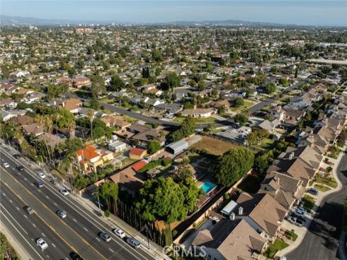 11252 Chapman Avenue, Garden Grove, CA