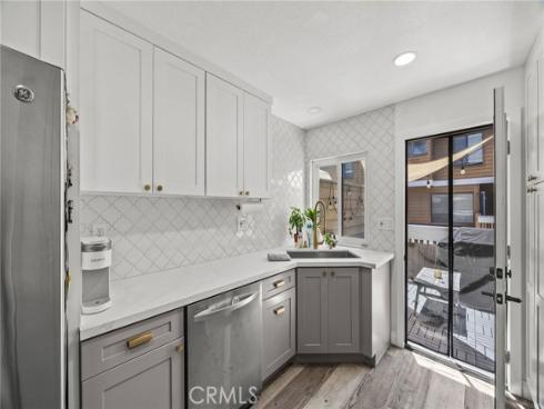 8720 Meadow Brook B , Garden Grove, CA
