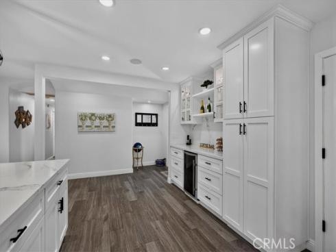 6691 Chapman Avenue, Garden Grove, CA