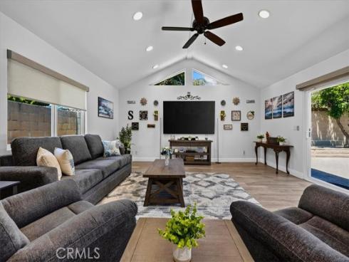 6691 Chapman Avenue, Garden Grove, CA