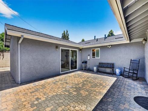6691 Chapman Avenue, Garden Grove, CA