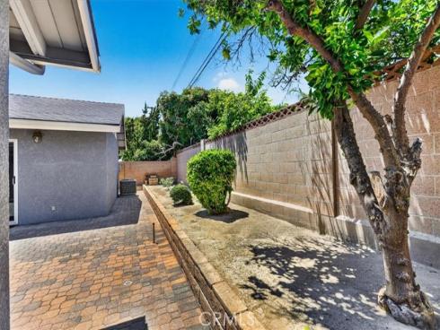 6691 Chapman Avenue, Garden Grove, CA