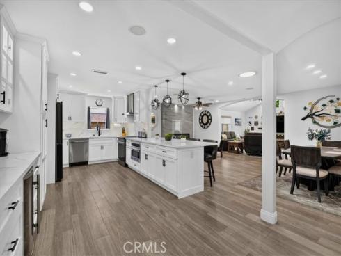 6691 Chapman Avenue, Garden Grove, CA