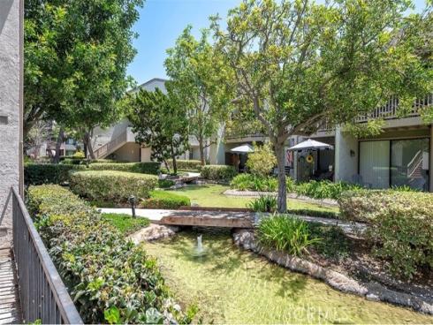 10530 Lakeside G Drive, Garden Grove, CA