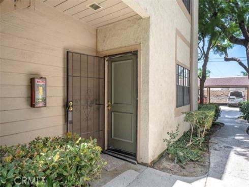 10530 Lakeside G Drive, Garden Grove, CA
