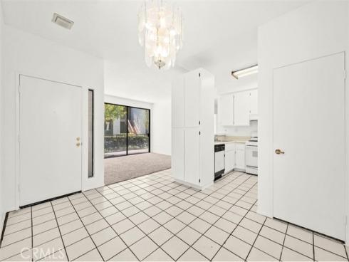 10530 Lakeside G Drive, Garden Grove, CA
