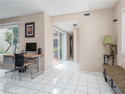 13875 La Jolla Plaza, Garden Grove, CA