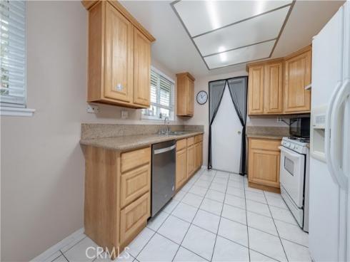 13875 La Jolla Plaza, Garden Grove, CA