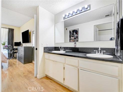 10610 Lakeside 209 Drive, Garden Grove, CA