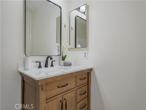 10531 S Lakeside B Drive, Garden Grove, CA