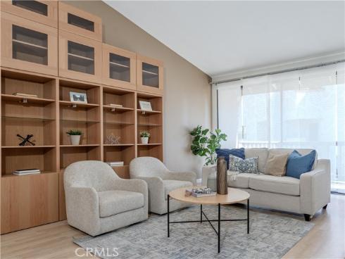 10531 S Lakeside B Drive, Garden Grove, CA